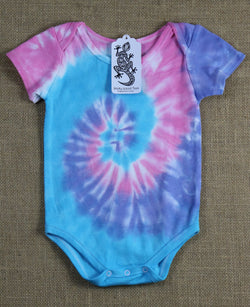 Tie Dye Baby Onesie Size 1.5 #013